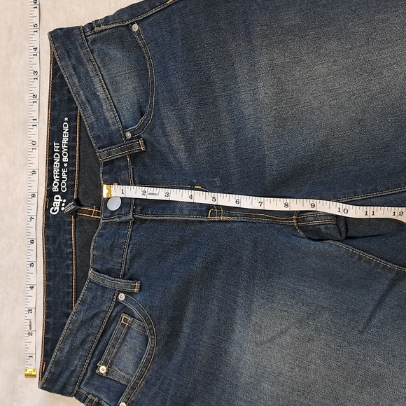 GAP Boyfriend Fit. Rolled Ankle. Size 4/27. - Picture 2 of 9